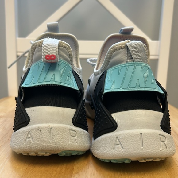 Nike Air Huarache Drift South Beach Size 9 main image 6